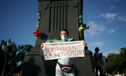 Manifestation pour dénoncer le référendum validant les pleins pouvoirs au président russe Vladimir Poutine, le 1er juillet à Moscou