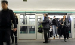Le trafic est rétabli sur la ligne 1 du métro parisien, fermée mardi soir suite à une panne