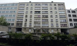 Vue en date du 13 septembre 2013 d'un immeuble HLM à Neuilly-sur-Seine