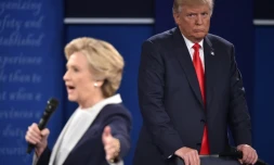 Hillary Clinton (g) et Donald Trump, le 9 octobre 2016 à St Louis dans le Missouri
