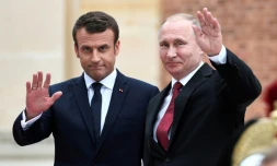 Les présidents russe Vladimir Poutine et français Emmanuel Macron, à Versailles le 29 mai 25017