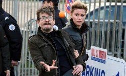 Le dessinateur Luz, un survivant de la tuerie de Charlie Hebdo à Pontoise, près de  Paris, le 16 janvier 2015