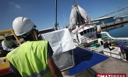 Mardi 13 Octobre 2009

Déchargement du Lingsar 08