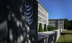 Le commerce international devrait enregistrer au deuxiÚme trimestre un recul historique en raison de la pandémie de Covid-19 mais il sera moins fort que redouté grùce aux mesures de soutien à l'économie, selon l'Organisation  mondiale du commerce