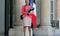 La PremiÚre ministre Elisabeth Borne sur le perron de l'Elysée le 4 juillet 2022