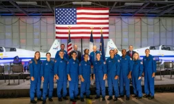 Les dix nouvelles recrues de la Nasa, qui suivront un entraßnement de deux ans pour devenir astronautes, à Houston au Texas le 6 décembre 2021
