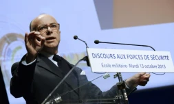 Le ministre de l'Intérieur lors d'un discours aux forces de sécurité le 13 octobre 2015 à l'Ecole militaire à Paris