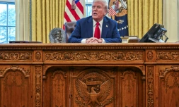 Le président américain Donald Trump dans le Bureau ovale à la Maison Blanche le 30 janvier 2025