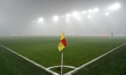 Six matchs de Ligue 1 prévus ce week-end ont été reportés, leur reprogrammation promet d'être un casse-tête