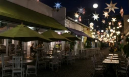 Park Street Mews, rue piétonne pleine de restaurants et bars de Colombo, le 4 mai 2019