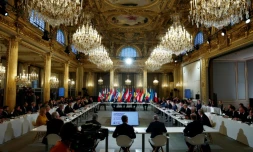 Le président français Emmanuel Macron à l'ouverture d'une conférence sur le soutien à l'Ukraine, le 26 février 2024 à l'Elysée, à Paris