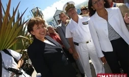 Marie-Luce Penchard, ministre de l'outremer (à droite), en compagnie de Roselyne Bachelot, ministre de la santé
