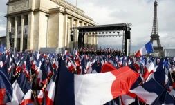 Les partisans de François Fillon rassemblés sur l'esplanade du Trocadéro 