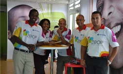 L'équipe de Saint-Pierre du fournisseur d'accès Internet Zeop