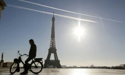 La Tour Eiffel, ici le 18 novembre 2020, est fermée jusqu'à nouvel ordre