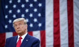 Donald Trump, le 13 novembre 2020 dans les jardins de la Maison Blanche Ă Washington