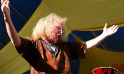 Danyèl Waro