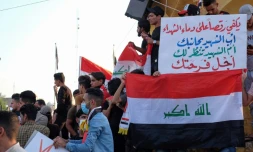 Des manifestants irakiens dans la ville sainte chiite de Kerbala, au sud de Bagdad, le 2 novembre 2019