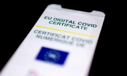 Un pass sanitaire sur un écran de téléphone portable le 4 juillet 2021