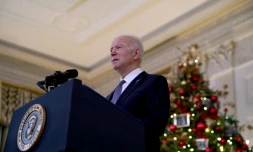 Joe Biden lors d'une allocution sur l'emploi le 3 décembre 2021 à la Maison Blanche, à Washington