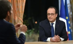 François Hollande face à David Pujadas lors d'une interview à France 2 et TF1 le 11 février 2016 à l'Elysée à Paris