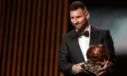 L'Argentin Lionel Messi lauréat du Ballon d'Or lors de la cérémonie de remise du trophée au Théâtre du Châtelet le 30 octobre 2023 à Paris
