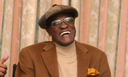 Le chanteur américain Billy Paul, lors de la pré-soirée des Grammy Awards à Beverly Hills, en Californie, le 6 février 2008