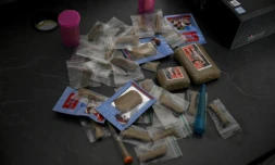 De la drogue saisie par la police dans les quartiers nord de Marseille, le 11 décembre 2023