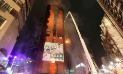 Incendie dans un immeuble de la ville de Koahsiung, le 14 octobre 2021 dans le sud de Taïwan