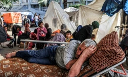 Un camp de fortune pour personnes déplacées à Khan Younès, dans la bande de Gaza, le 31 décembre 2023