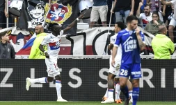 Le Burkinabè Bertrand Traoré grand artisan de la victoire de Lyon, avec un doublé, contre Troyes au Parc OL, le 6 mai 2018 