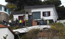 Le bus accidenté à Caniço dans le sud-est de l'ßle de MadÚre, le 17 avril 2019