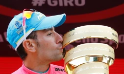 L'Italien Vicenzo Nibali, vainqueur du Giro, le 29 mai 2016 à Turin