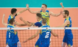 La joie des volleyeurs slovĂšnes aprĂšs avoir inscrit un point face Ă la Pologne, en demi-finales de l'Euro, le 26 septembre 2019 Ă Ljubljana