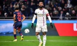 L'attaquant français de Lyon Alexandre Lacazette lors du match de L1 entre l'Olympique Lyonnais et le LOSC, à Lyon, le 26 novembre 2023