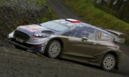 Le pilote français  Sébastien Ogier et son co-pilote Julien Ingrassia (M-Sport/Ford) lors de la spéciale 13 du rallye de Grand-Bretagne
au Pays de Galles, le 28 octobre 2017