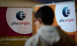 Le nombre de chômeurs inscrits à Pôle emploi a baissé en novembre (-29.500, -0,8%), pour s'établir à 3,45 millions de personnes en métropole, soit son plus bas niveau depuis trois ans, selon des chiffres publiés mercredi par le ministère du Travail.