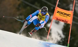 Le Français Cyprien Sarrazin a remporté jeudi la descente de Bormio, en Italie, pour le compte de la Coupe du monde de ski alpin