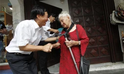 Mercredi 3 Mars 2010
André Thien Ah Koon dans les rues de Saint-Denis