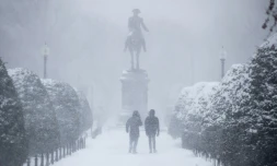 Boston a égalé le 29 janvier 2022 son record de chute de neige, avec près de 60 cm