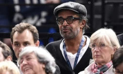 Yannick Noah, capitaine de l'équipe de France de Coupe Davis, assiste au match entre Gaël Monfils et Benoßt Paire lors du Masters. le 2 novembre 2015 à Paris