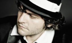 Mister Mystère - Matthieu Chedid (Photo : Yann Orhan)