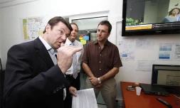 Samedi 6 Mars 2010

Christian Estrosi ministre de l'industrie en visite à La Réunion