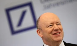John Cryan, PDG de la Deutsche Bank, le 2 février 2018 à Francfort lors d'une conférence de presse