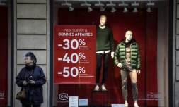 Annonce de soldes Ă  Paris le 8 janvier 2019