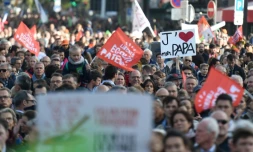 Des manifestants opposés à la PMA pour toutes le 6 octobre 2019 à Paris