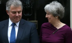 La Première ministre britannique Theresa May et le nouveau chef du Parti conservateur Brandon Lewis  à Londres, le 8 janvier 2018