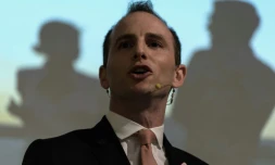 Joe Gebbia, co-fondateur de la plateforme de réservation d'hébergement chez les particuliers Airbnb, le 27 mars 2015 à Rio de Janeiro