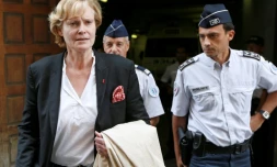 Dominique-Claire Mallemanchequitte le tribunal de Nice, le 10 octobre 2013