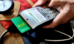 L'ajout de 136 milliards d'euros de dettes au "trou de la Sécu", que les Français rembourseront jusqu'en 2033, soit neuf années de plus que prévu